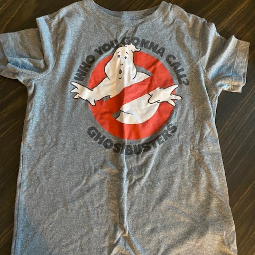 Old Navy t-shirt